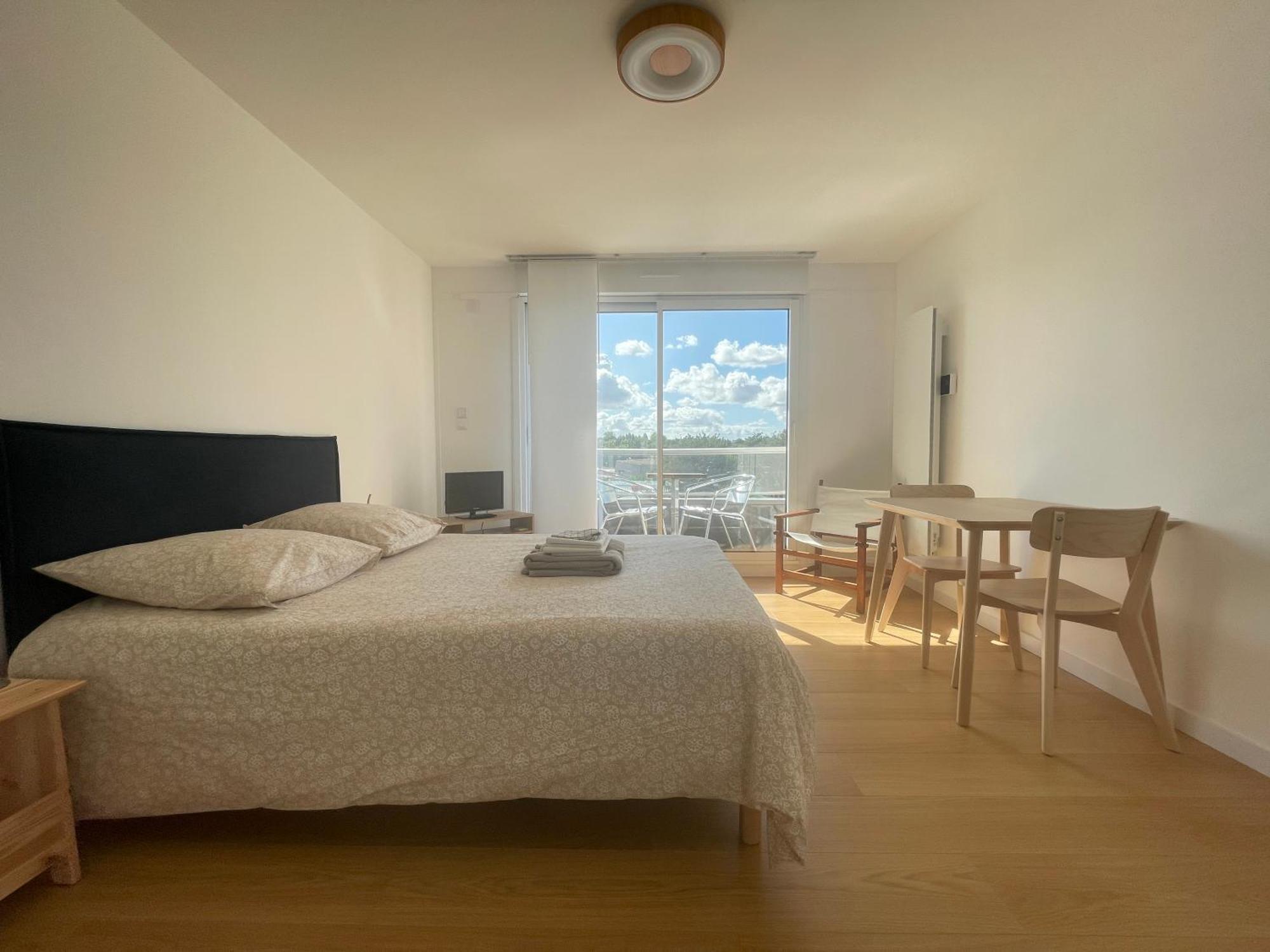 Appartement - Balcon - Bord De Courseulles-sur-Mer